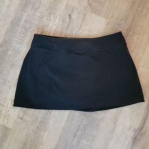 COPY - Gap Body fit black tennis skort